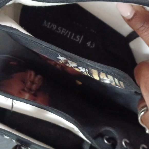 Xxxtentacion Commerative Sneakers - Picture 5 of 5